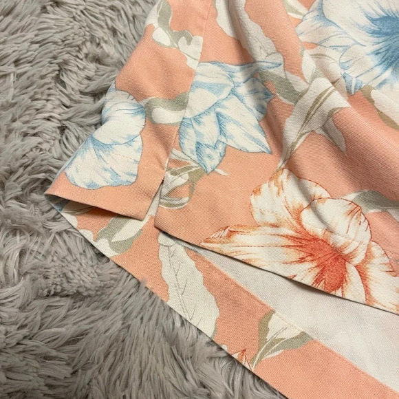 Liz Golf Size Shorts Size 16 Silk Pleat Front Peach Floral Hawaiian Print - Picture 8 of 10